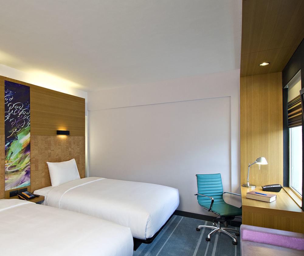 Aloft Bengaluru Whitefield Hotel Екстериор снимка
