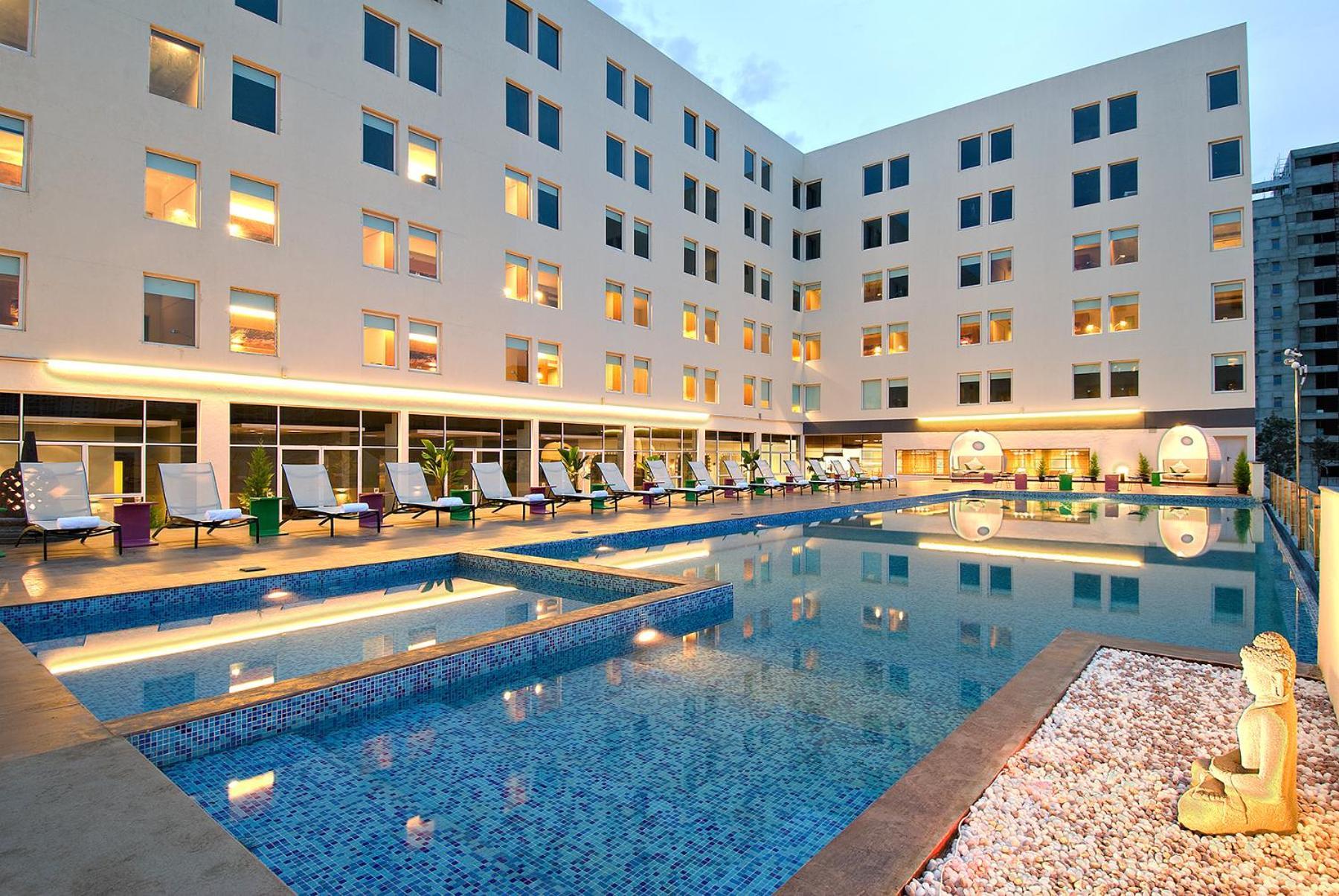 Aloft Bengaluru Whitefield Hotel Екстериор снимка