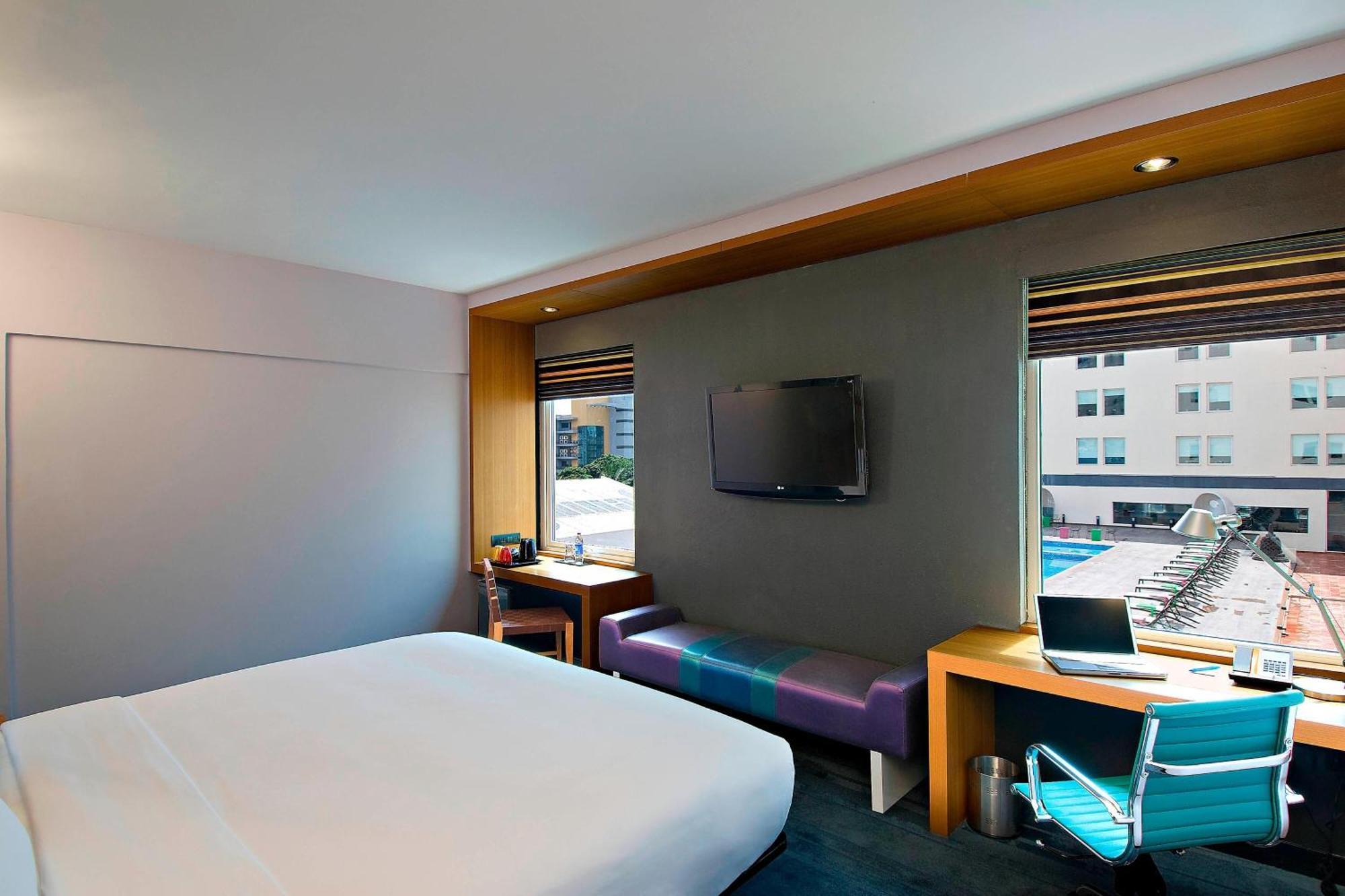 Aloft Bengaluru Whitefield Hotel Екстериор снимка